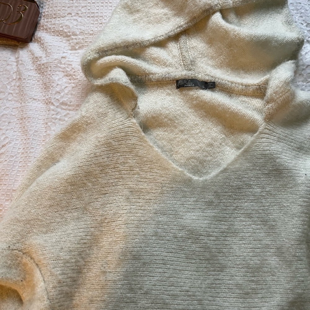 Prana hooded sweater